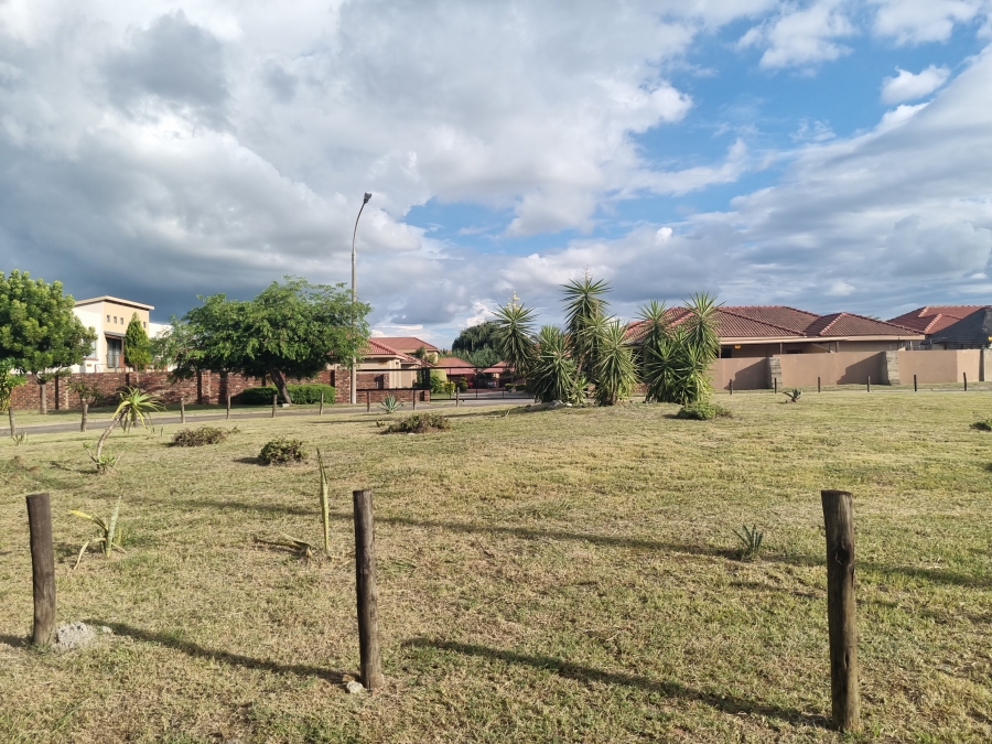 4 Bedroom Property for Sale in Waterval East North West